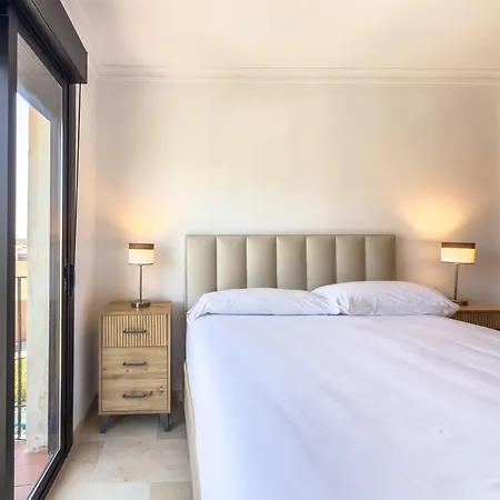 Апартаменти Hanami Casa Infanta Elena