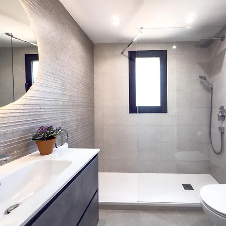 Hanami Casa Infanta Elena Естепона