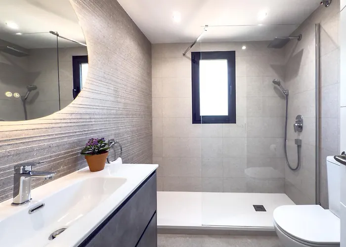 Hanami Casa Infanta Elena Estepona