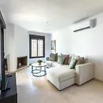 Hanami Casa Infanta Elena * Estepona