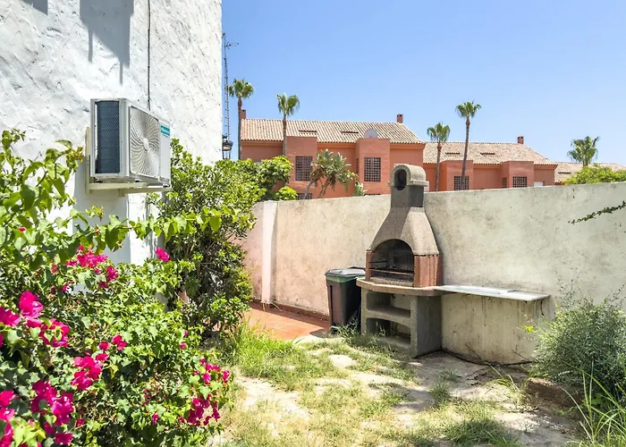 Hanami Casa Infanta Elena Estepona