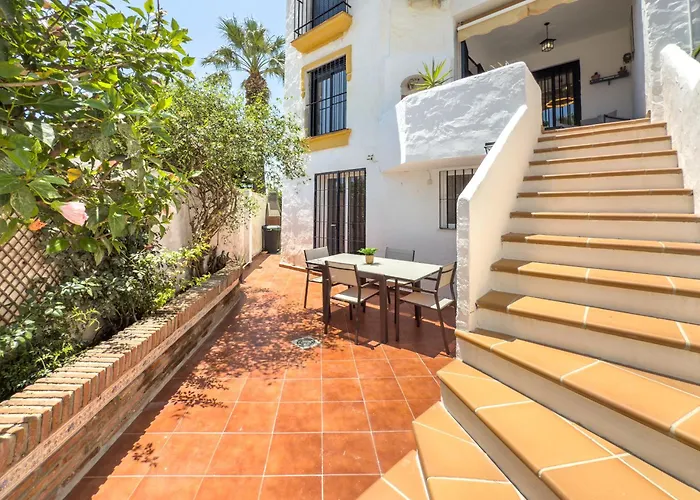 Hanami Casa Infanta Elena * Estepona