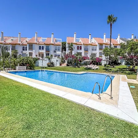 Апартаменты Hanami Casa Infanta Elena Эстепона