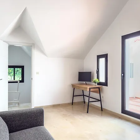 Hanami Casa Infanta Elena Апартаменты